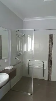 Roma Inland Motor Inn